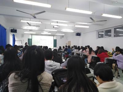 毕业生简历专题辅导大会1